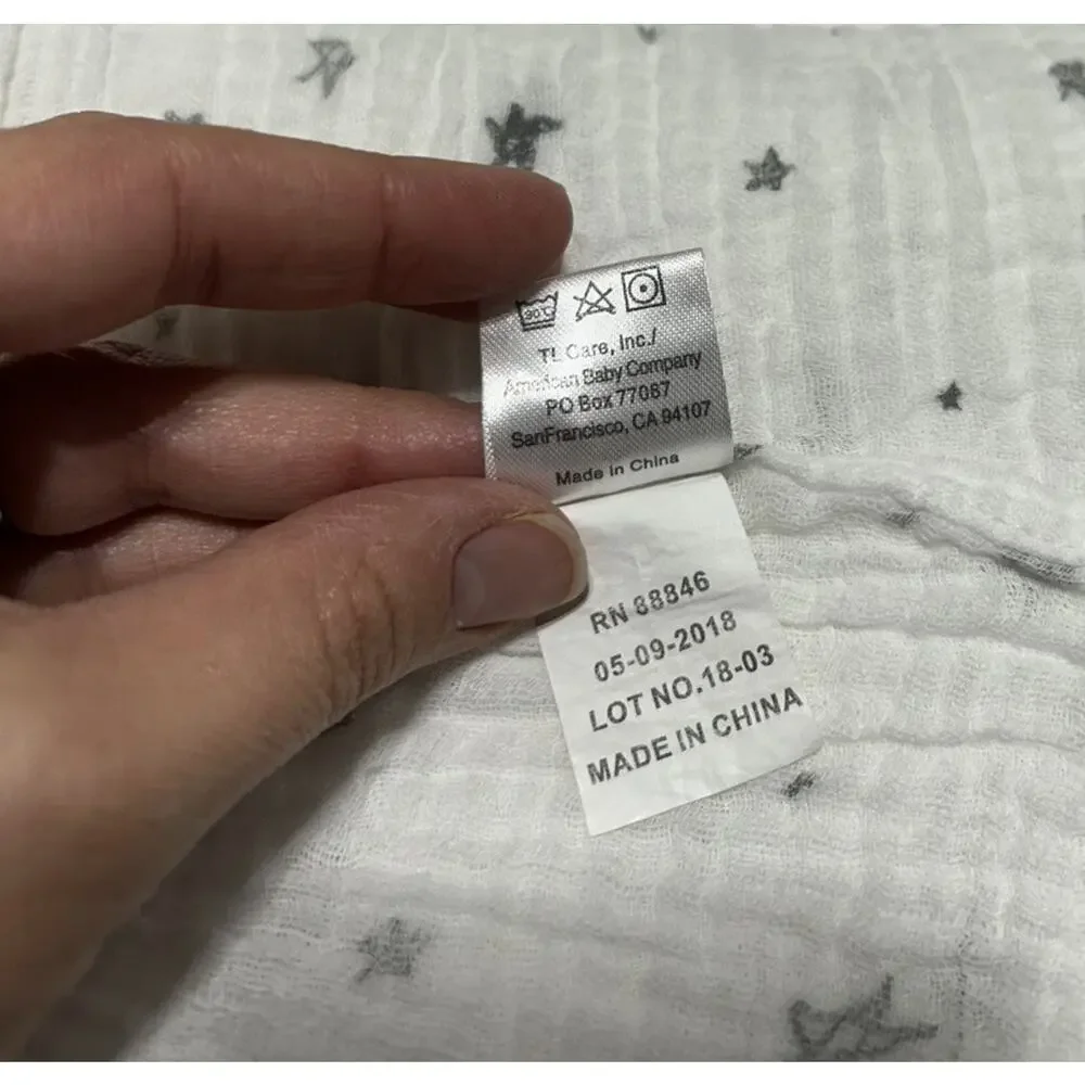 TL Care American Baby Company White Gray Moon Stars Muslin Swaddle Blanket 2018
